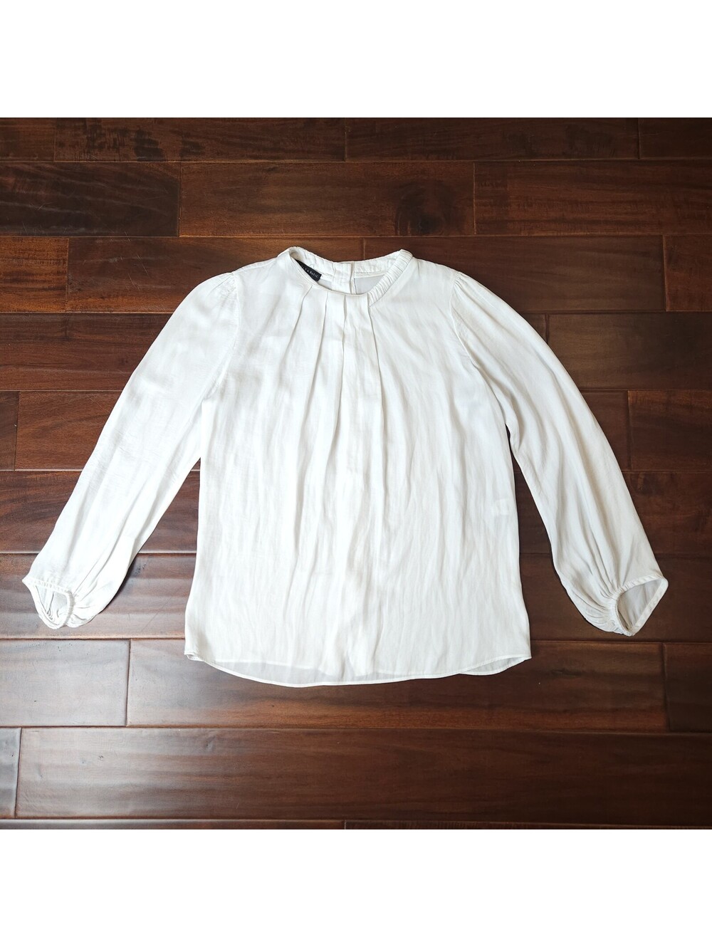 Zara Basic White 3/4 Sleeve Silken Blouse Elasticized Cuffs Pearl Buttons Size S